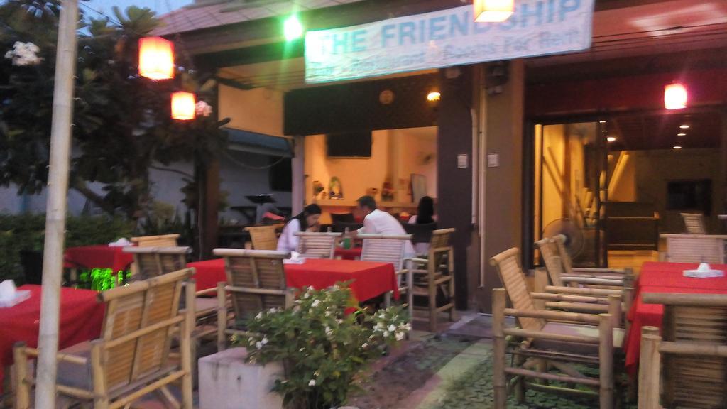 بيت شباب The Friendship بوفوت المظهر الخارجي الصورة